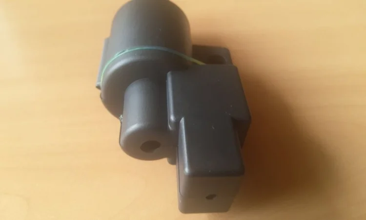 Захисний чохол-кронштейн для паливного насоса автономного обігрівача - фото № 6