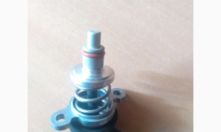 Оригінальний Датчик перегріву Eberspacher Hydronic D9/D10 - фото № 2