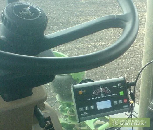 Система параллельного вождения Claas GPS Copilot - фото № 1