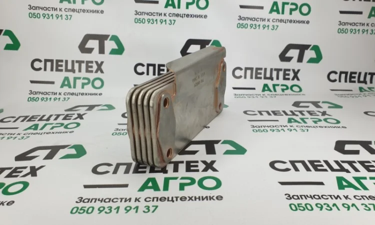 Радиатор охлаждения масла для двигателя Cummins 4B-3.9 4990291 - фото № 1
