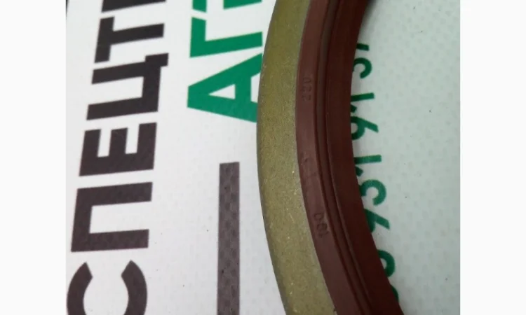 HOWO Сальник ступицы задней WG9112340113 - фото № 2