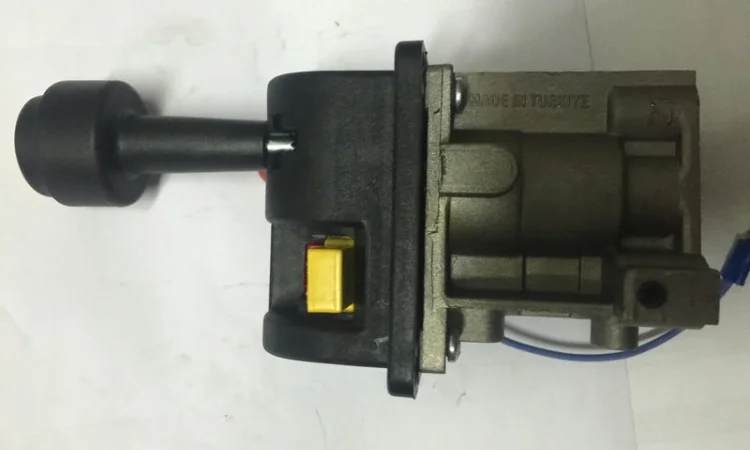 Пневматическая система управления джойстик Joystick TP Трехпозиционный - фото № 3