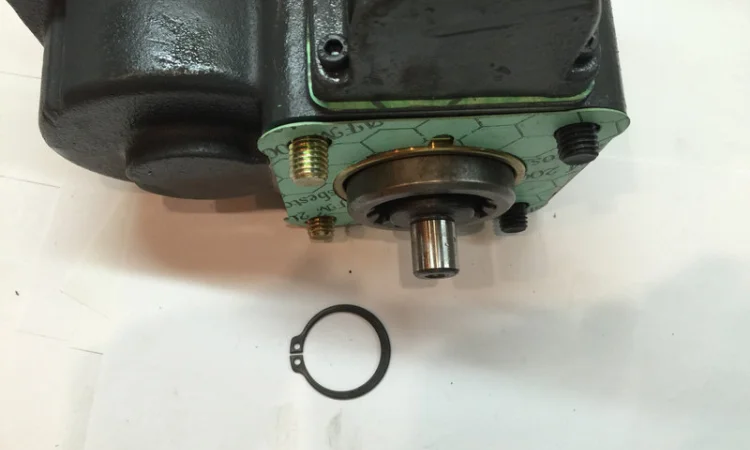 Коробка отбора мощности КОМ ZF-2 со смещенным центром - фото № 4