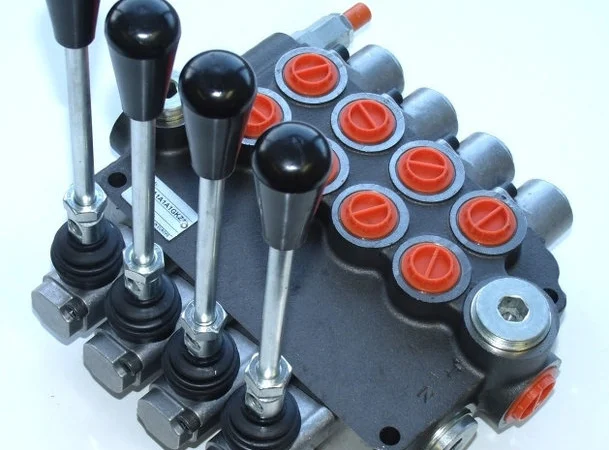 Моноблочный гидрораспределитель 4P80 Badestnost (Болгария) - фото № 1