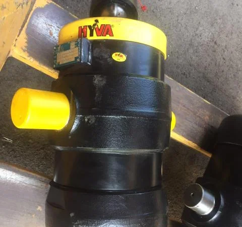 Гидроцилиндр 8-ти штоковый, подкузовной для трехсторонней/задней разгрузки - фото № 1