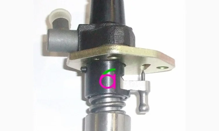 178f-186f топливный насос мотоблока - фото № 1