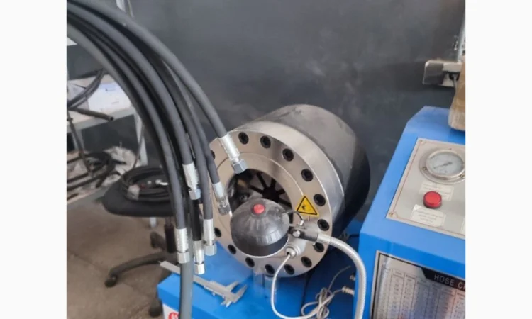 Шланг гідравлічний рукав високого тиску РВД - фото № 1