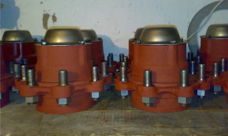 Продам ступицы прицепов 2ПТС4, 2ПТС6. ПРТ-7, 10, 11, 16 тонн - фото № 1