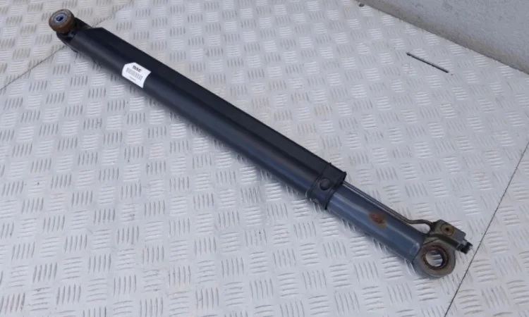 2117326 Цилиндр подъема кабины DAF XF 106 Euro 6 - фото № 2