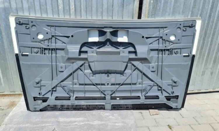 2191694, 1936285 Капот DAF XF 106 Euro 6 2104217, 1892074 - фото № 2