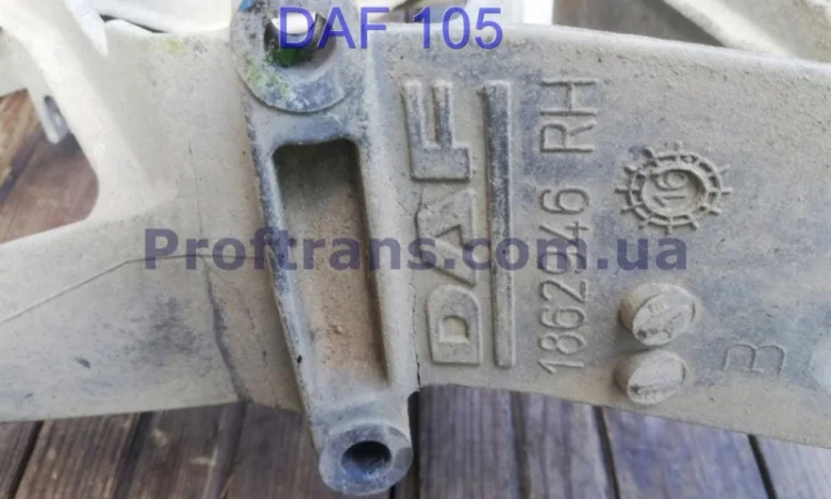 1396937 1862946 Кронштейн фары правый Daf XF 105 Даф ХФ 105 - фото № 2
