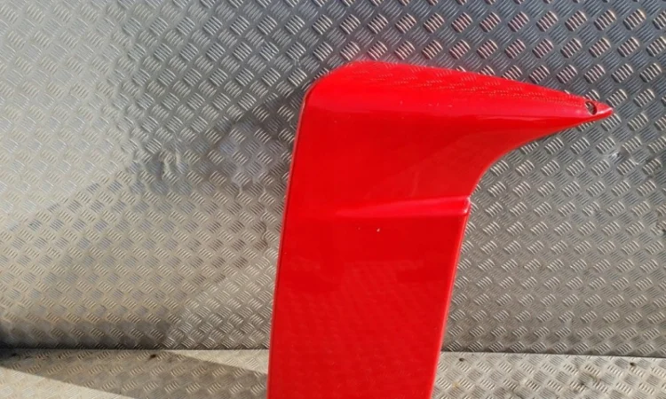 504304738 Спойлер кабины верхний правый Iveco Stralis 5801592119 - фото № 1