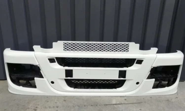 504186928 Бампер передний Iveco Stralis 5801603597 - фото № 1