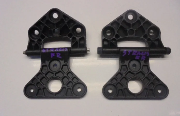 500368694 Петля капота Iveco Stralis 504306106 - фото № 1