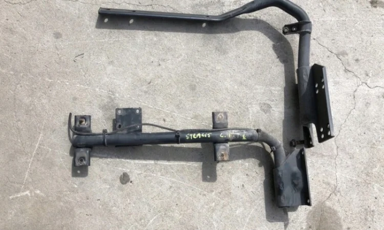 41272556 Кронштейн крыла переднего колеса Iveco Stralis - фото № 1