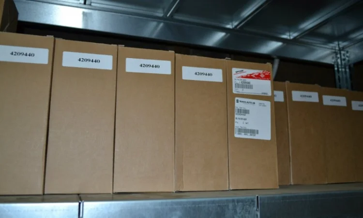 76086226 New Holland, Z6550537 Terex, 4209440 Dana, 1556992 Hyster, 8008101 J.L.G - фото № 3