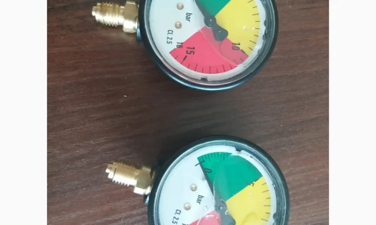 Глицериновый манометр фирмы Agroplast (Польша) - фото № 2