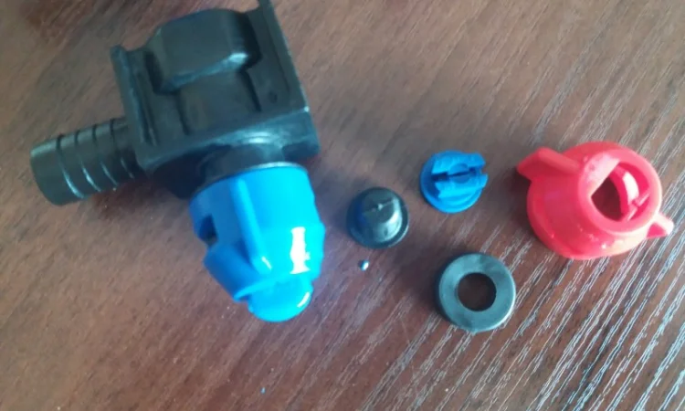 Форсунка в сборе угловая фирмы Agroplast (Польша) - фото № 6