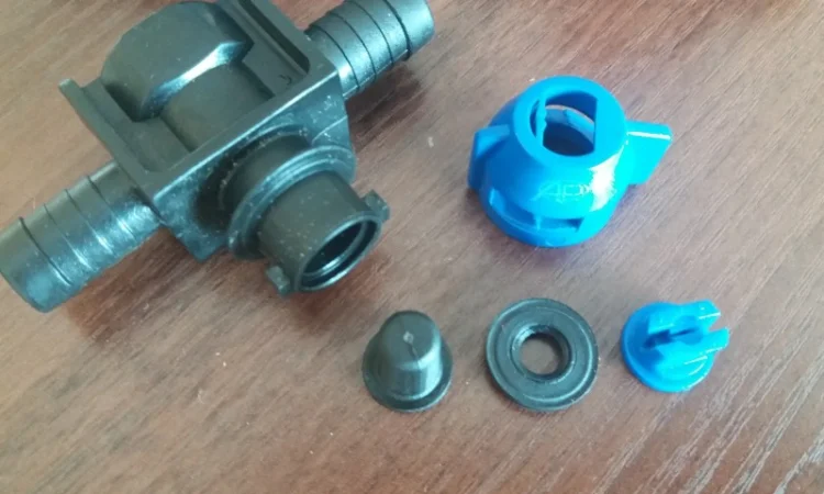 Форсунка в сборе проходная 0, 7 фирмы Agroplast (Польша) - фото № 3