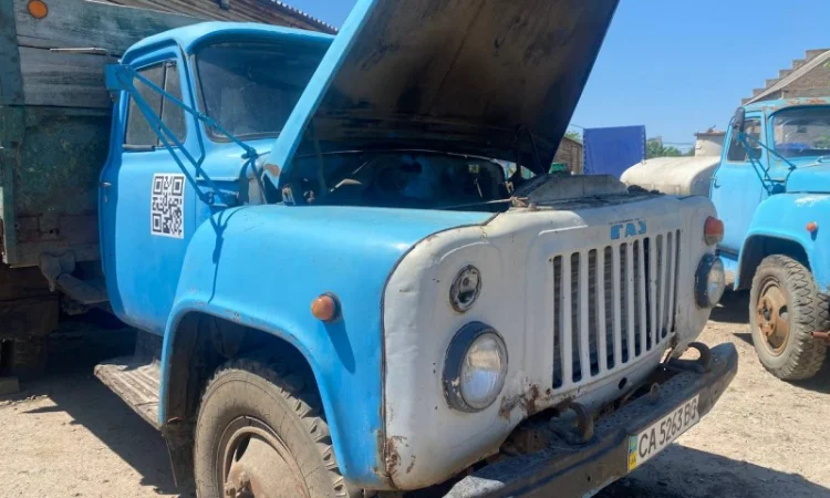 Кабина ГАЗ 53 облицовка капот крыла решетка и другое - фото № 1