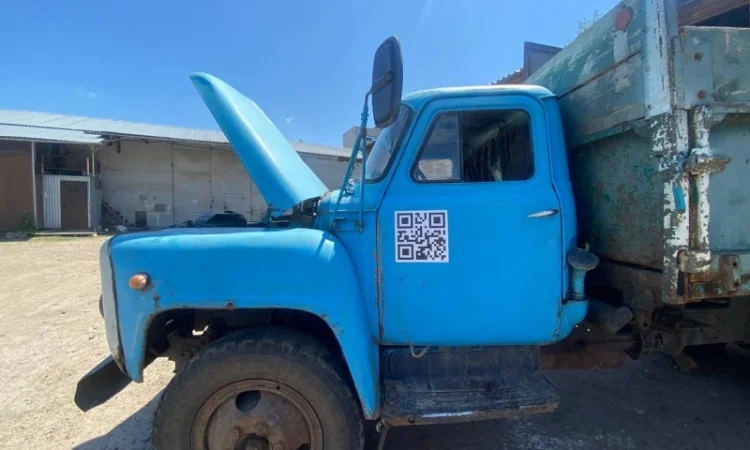 Кабина ГАЗ 53 облицовка капот крыла решетка и другое - фото № 3