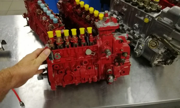 Паливний насос високого тиску ТНВД Case Cummins топливный насос высокого давления BOSCH - фото № 1