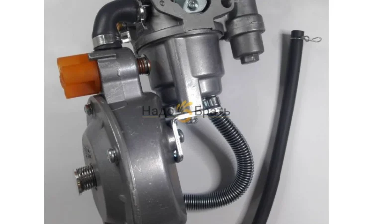 Карбюратор с редуктором газ/бензин на садовую технику, мотопомпа, щепорез, дровокол и т.д - фото № 1