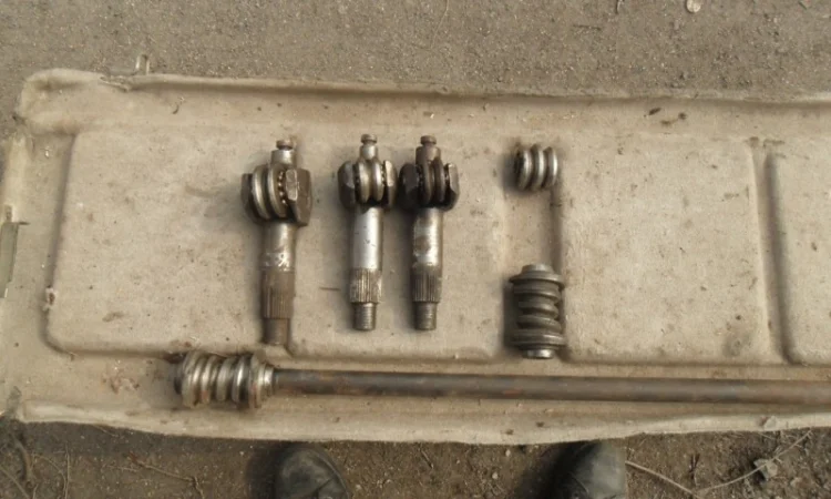 Новые оригинальные элементы рулевого механизма ПОБЕДА, ГАЗ 21, ГАЗ 69 - фото № 1