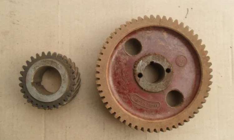 Новый оригинальный комплект шестерен двигателя победа, волга, уаз - фото № 1