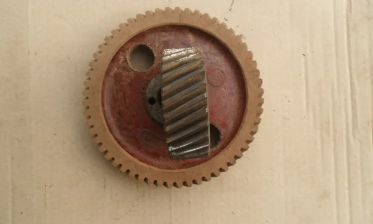 Новый оригинальный комплект шестерен двигателя победа, волга, уаз - фото № 2