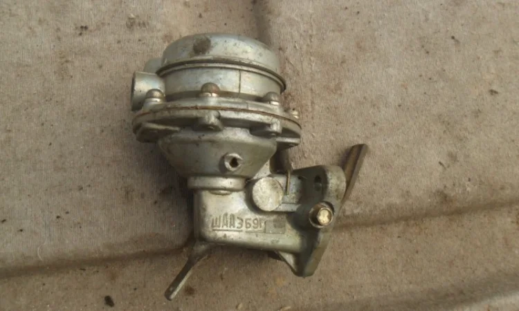 Новый бензонасос ПОБЕДА М- 20, ГАЗ - 51, 52, 69 - фото № 1