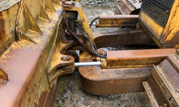 Бульдозер на газу Caterpillar D5M LPG бу - фото № 4