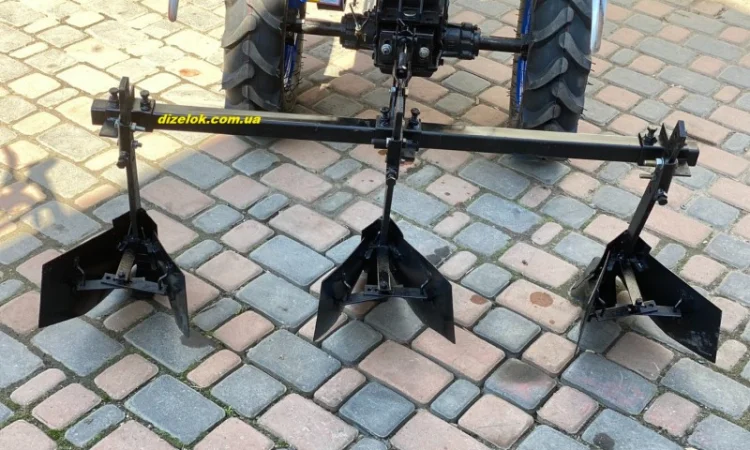 Комплект потрійних універсальних окучників пелюсткових - фото № 3