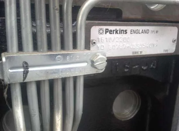 Мотор новый Perkins 1006-60TW YD80787, 1006-6TW CAT JCB CASE MANITOU - фото № 3