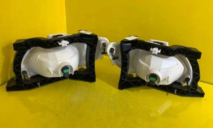 2032701 Фара противотуманная левая DAF XF 106 Euro 6 - фото № 3