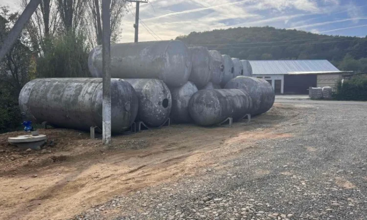 Гноєрозкидач ПРТ-10 прицеп навозоразбрасыватель МЖТ бочка - фото № 8