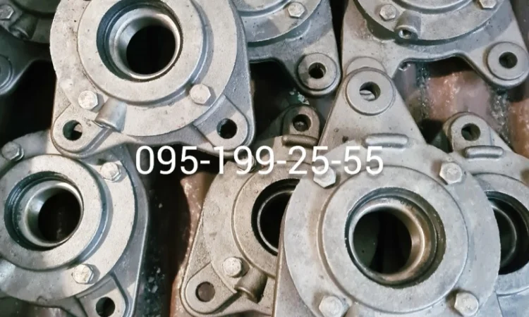 Опора бітера РОУ-6 (у зборі); кришка опори бітера РОУ-6; корпус опори бітера РОУ-6 - фото № 1