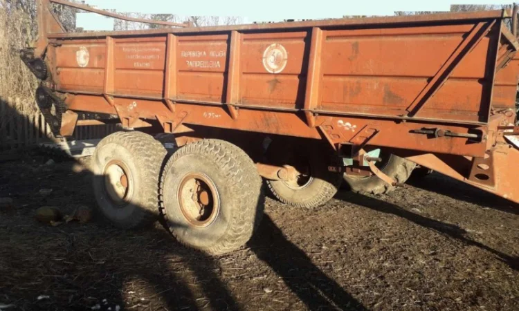 Продам розкидач органічних добрив гноєрозкидач ПРТ-7 по запчастинах - фото № 1