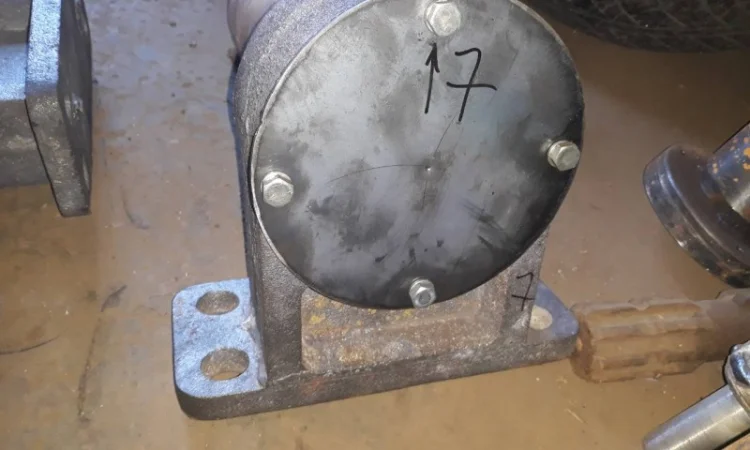 Бугеля балансира бочки МЖТ-10/16 - фото № 1