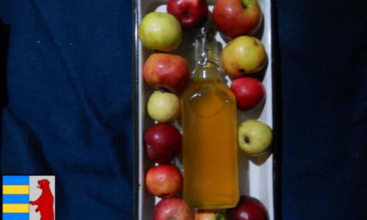 Яблочный уксус для волос: тайна здоровья и красоты - фото № 3