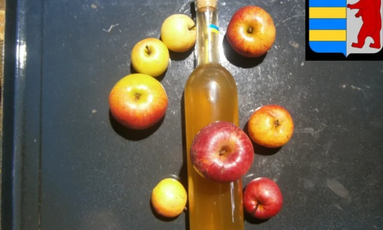 Яблочный уксус для масок и ухода за волосами - фото № 3