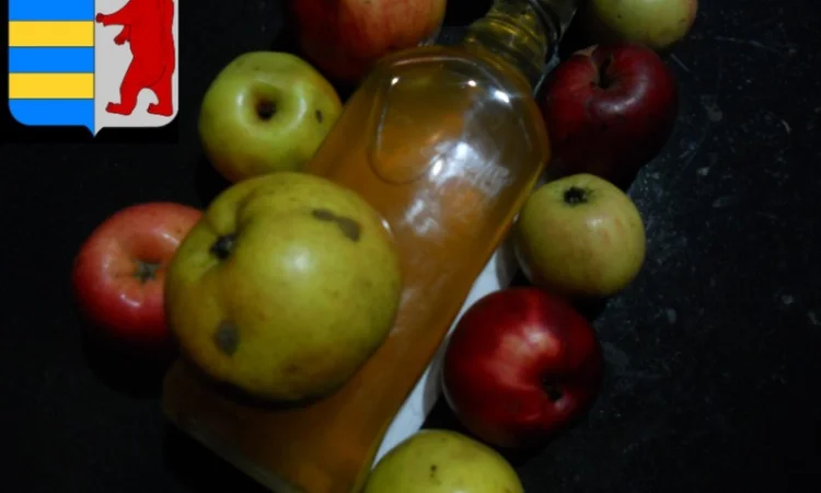 Яблочный уксус для ухода за кожей и волосами - фото № 12