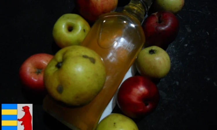 Яблочный уксус для роста волос - фото № 3