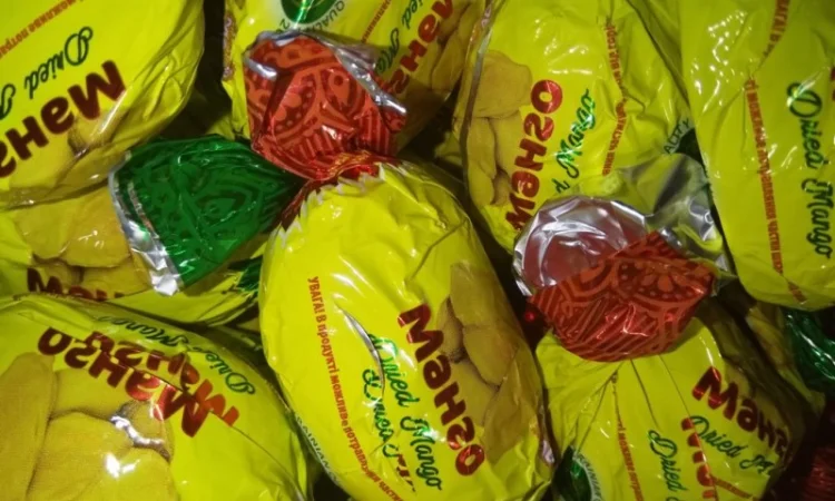 Чернослив в шоколаде. шоколадные конфеты в ассортименте - фото № 11