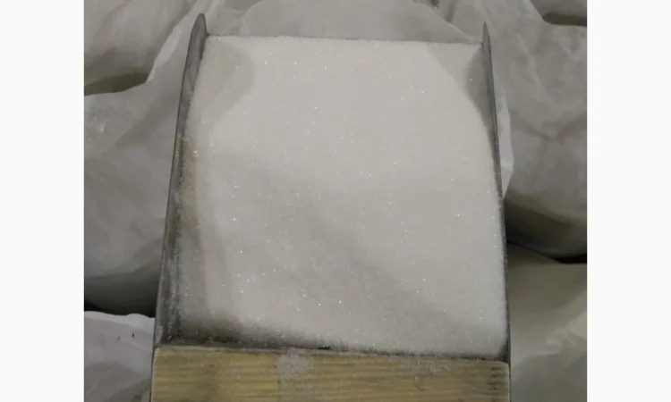 У продажі цукор-некондиція (змітки) і пудра цукрова (чиста і брудна) - фото № 1