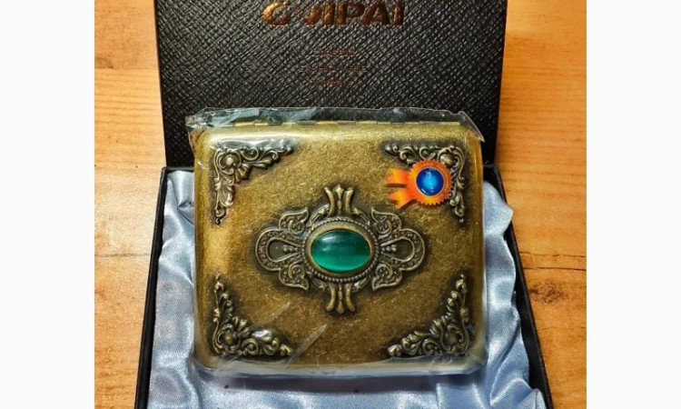 Латунный фирменный портсигар - фото № 2