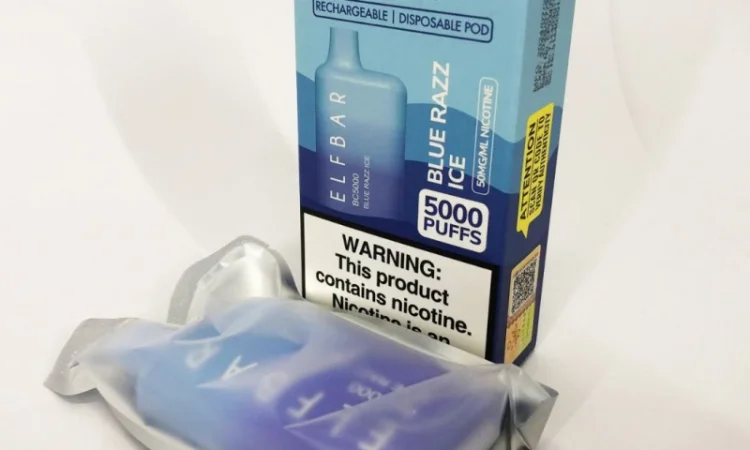 Електрона сигарета Elfbar BC 5% 5000 тяг • Синя малина з льодом • - фото № 2