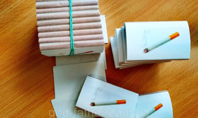 Бумага папиросная для самокруток "ПАПИРОСКА" Белоруссия фасовка 100листов - фото № 1