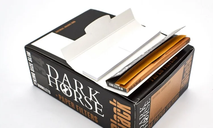 Папір для самокруток Слім Dark Horse King Size Black 2-4180 - фото № 2