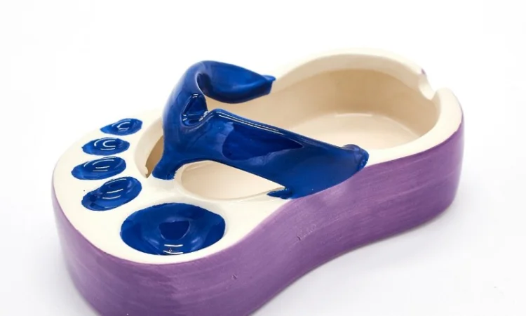 Попільничка керамічна В'єтнамки 6-1512 - фото № 1